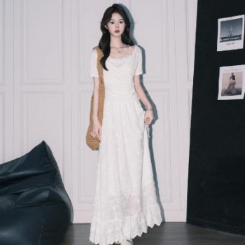 it :CHOCOOLATE法式夏季小众花朵短袖T恤a字半身裙时尚穿搭套装女