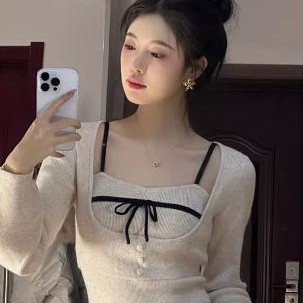 2025春秋季修身显瘦气质小众设计感假两件纯欲针织内搭小衫上衣女