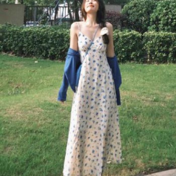 2025新款法式气质吊带长款长裙碎花连衣裙子加开衫两件套装女夏季